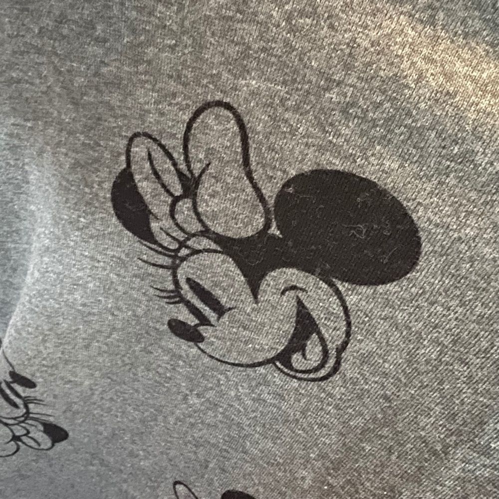 Torrid Women's 6 Disney Mickey & Minnie Mouse gray classic so soft sweatshirt - Picture 4 of 12